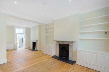 Stunning 6 bedroom house on Melrose Terrace - Photo 4