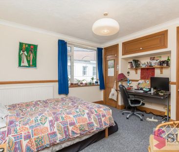 4 bedroom terraced house to rent - Photo 4