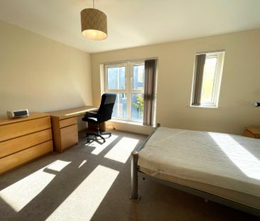 Richmond Court, Exeter - Photo 1
