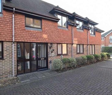 Fernhill Lane, New Milton, Hampshire, BH25 - Photo 1