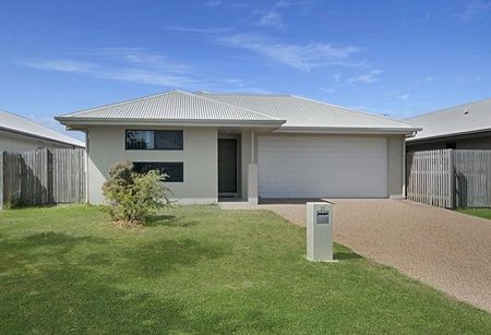 21 Izaro Cct, Burdell QLD 4818 - House For Rent | Domain - Photo 5