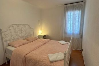 barcelona, Catalonia 08917