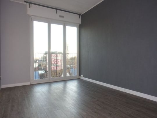 Libre le ..31/01/2026 Mt Loyer :445,61 Mt des charges :130 - Photo 1