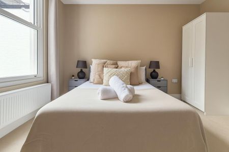 5 bedroom terraced house to rent - Photo 4