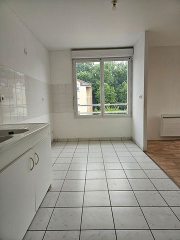 Location maison T5 104.03m² à Vitry-le-francois (51300) Loyer CC * : 676.41 € Réf : ER.22687 - Photo 4