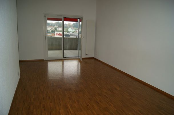 3.5 Zimmer, 77 m², 4. Stock - Photo 1