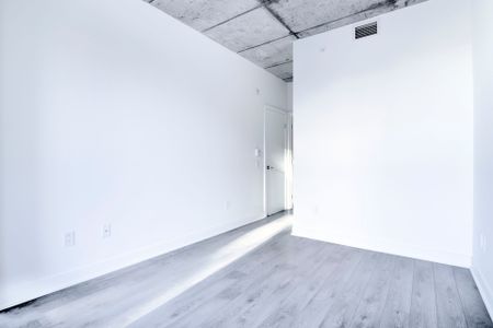 Condo for rent, Montréal (Saint-Laurent) - Photo 5