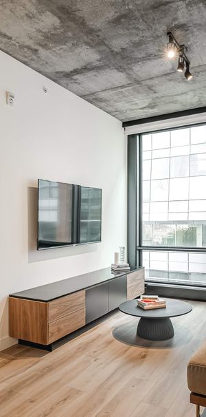 1 CH - 1 SDB - Montréal - $2,300 /mo - Photo 1