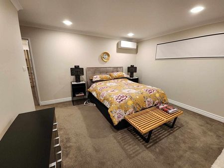 LUXURY 6BR HOME MINUTES TO RED BEACH - Photo 5