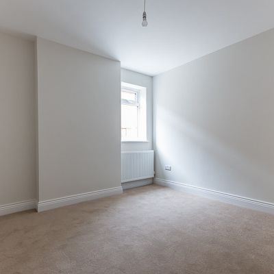 Sunnyhill Road, Streatham, SW16 2UG - Photo 1