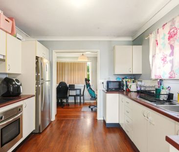 Family home on South Grafton Hill - Photo 6