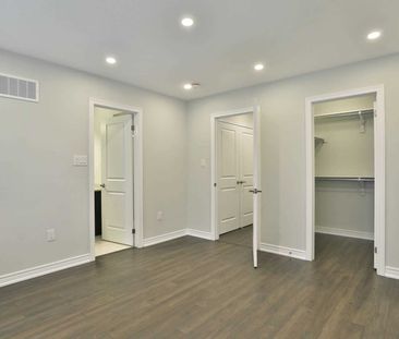 For Lease - 32 Rapids Lane, Hamilton, Ontario - Photo 2