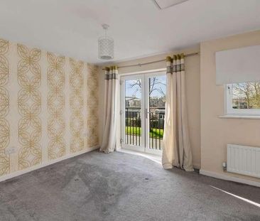 Halton Brook Avenue, Halton Brook, WA7 - Photo 3