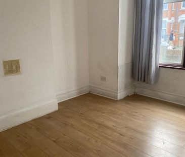 4 bedroom townhouse to rent - Photo 4