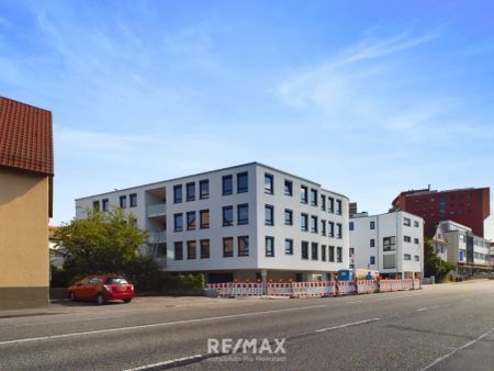 Exklusives Stadthaus Leonberg: 3 Zimmer mit überdachter Loggia - Foto 5