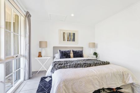 Spacious Family Living with Poolside Entertaining in the Heart of Mulgoa - Photo 2