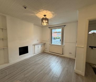 58 Beechmount Parade, Belfast, BT12 7LW - Photo 1