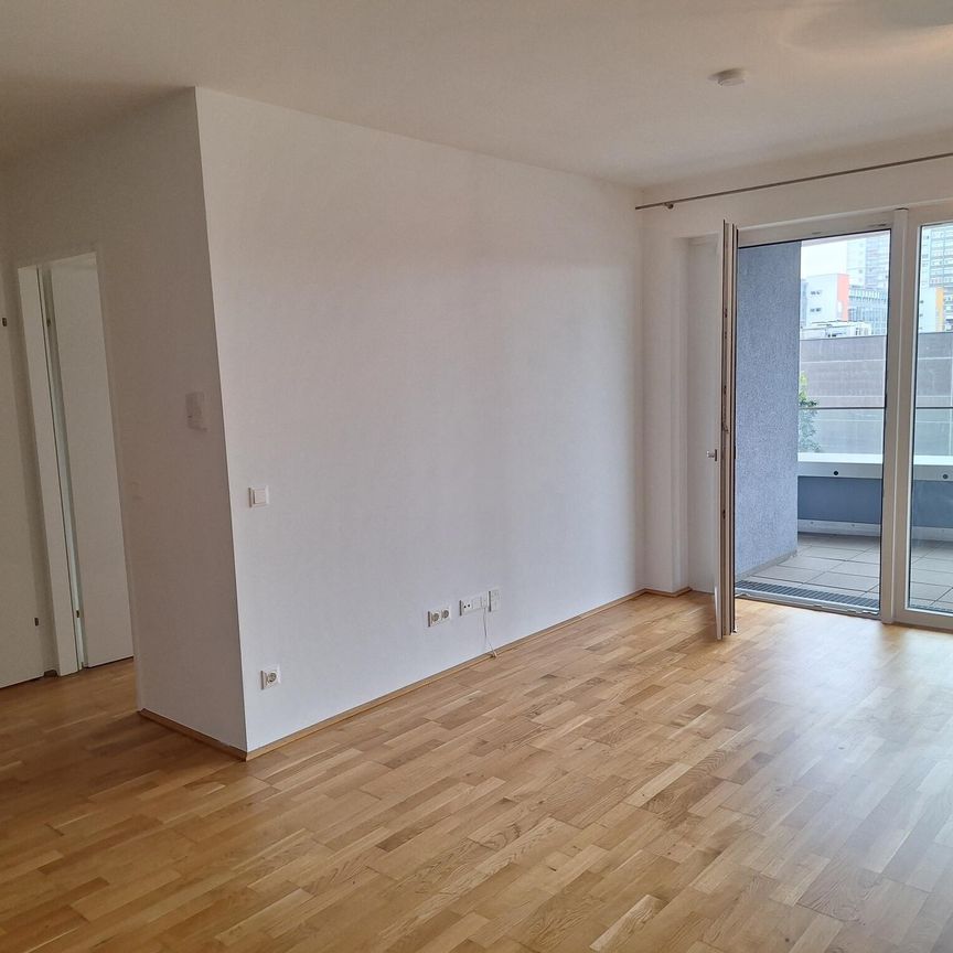 Wohnen über den Dächern von Linz - ideale 2 Zi-Wohnung! - Photo 1