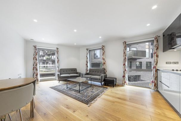 2 bedroom apartment to rent - Photo 1