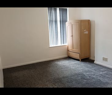 2 Bed Terraced House, Bobbers Mill Road, NG7 - Photo 4