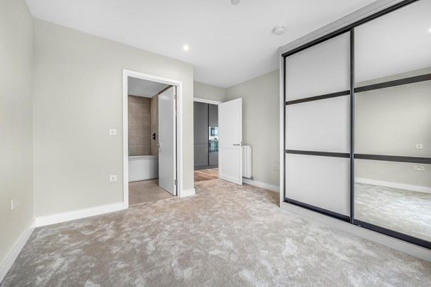 3 bedroom apartment to rent - Photo 1