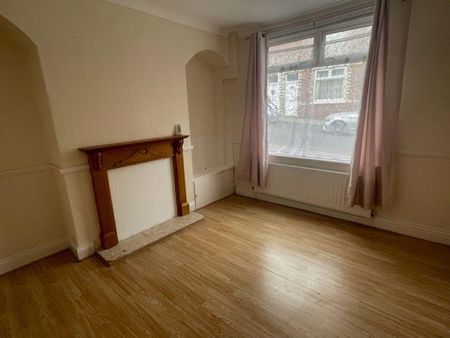 3 bedroom terraced house to rent - Photo 2