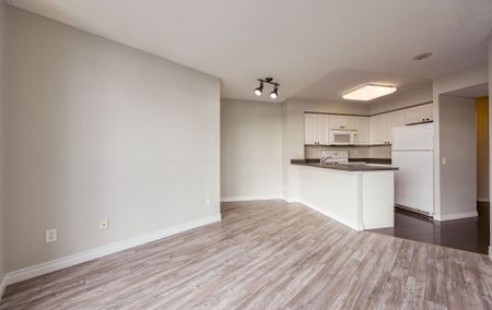 For Lease - 28 Harrison Garden Boulevard Unit# 2205, Toronto, Ontario - Photo 2