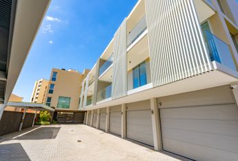 APARTAMENTO T2 | MOBILADO | FUNCHAL