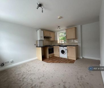 1 bedroom flat to rent - Photo 2