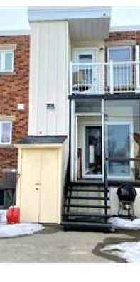 Grand 5 1/2, très propre disponible immédiatement - Photo 1