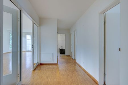Generous and bright 4.5-room apartment for well-being - Foto 3