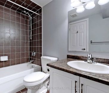 For Lease - 21 Cedar Lake Crescent, Brampton, Ontario - Photo 6