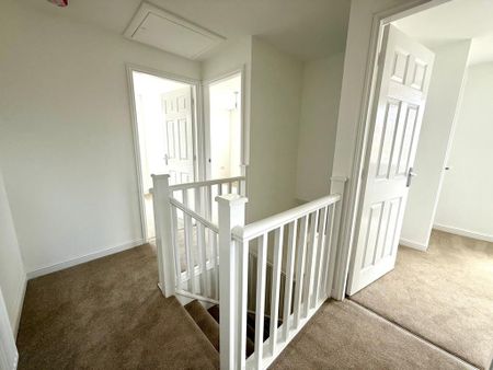 3 bedroom detached house to rent - Photo 5