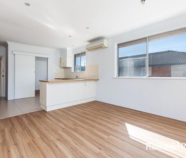 Stylish 2 Bedroom Unit - Photo 1