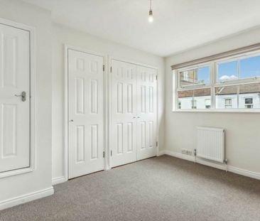 Swaffield Road - Photo 5