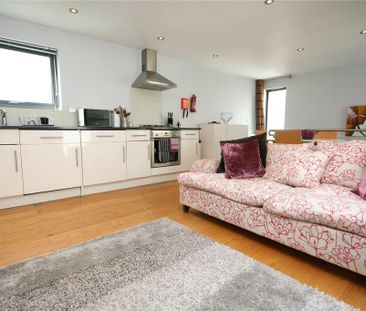 2 bedroom detached house to rent - Photo 4