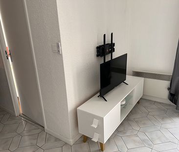 Location Appartement 2 pièces 38m² - Photo 2