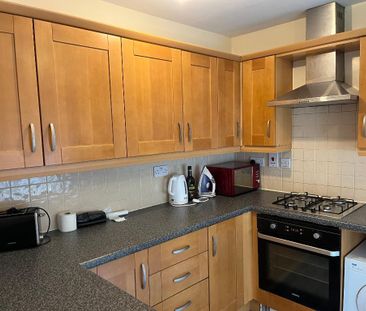 3 bedroom terraced house to rent - Photo 1