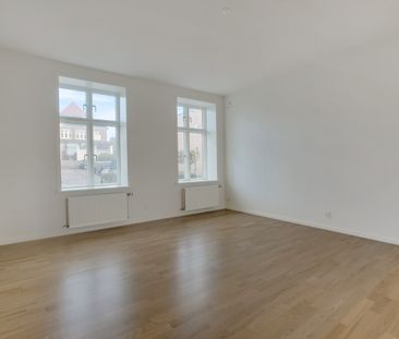 Stuelejlighed nær centrum med lille altan - Photo 2