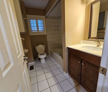 For Lease - 5346 Flatford Road, Mississauga, Ontario - Photo 4