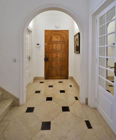 Large family house in Parede with pool - Photo 3