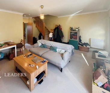 3 bedroom terraced house to rent - Photo 1