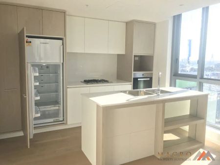 “"DARLING SQUARE" Nearly New Two Bedroom With Darling Habour Views” - Photo 3