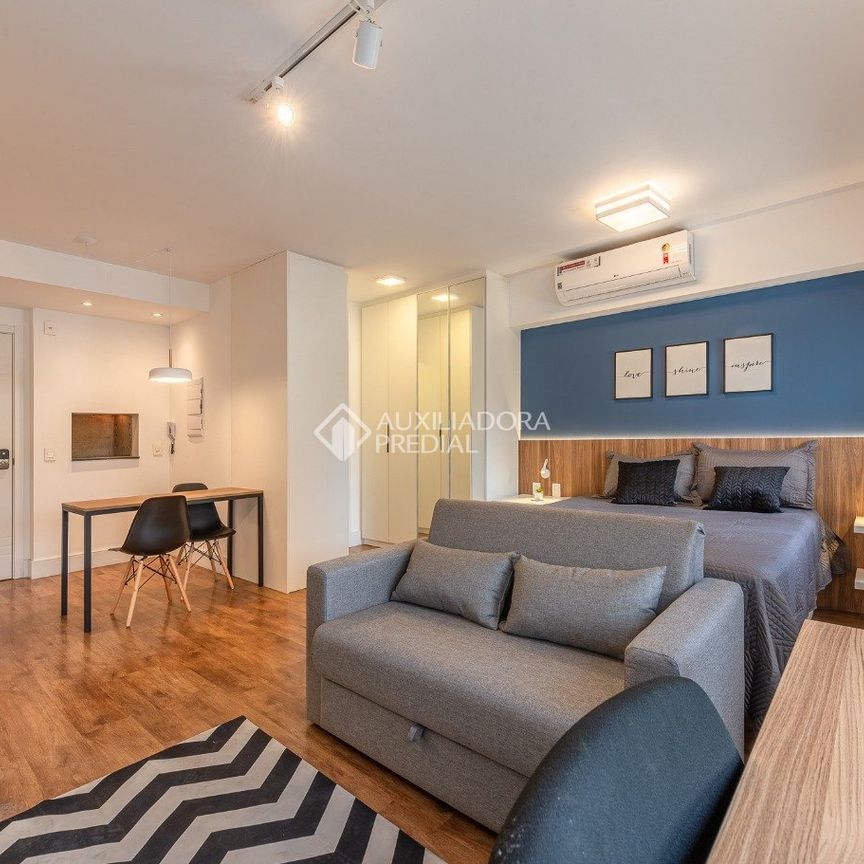 Studio com 1 quarto e 50m² para alugar em Chácara das Pedras, Porto Alegre. - Foto 1
