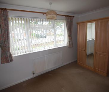 2 bedroom detached bungalow to rent - Photo 5