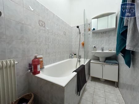 Location Appartement 3 pièces 61m² LYON 6ème - Photo 5