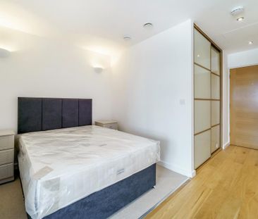 Studio to rent - Photo 3