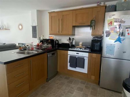 Heeks Crescent, Hilperton, Trowbridge, BA14 - Photo 5