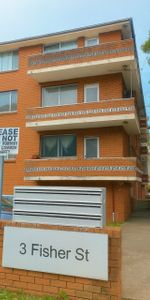8/3 Fisher Street, Cabramatta NSW - Photo 4