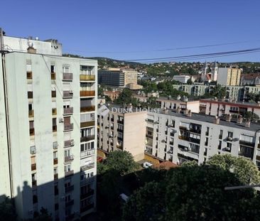 Kiadó jó állapotú panel lakás - Pécs - Fotó 4